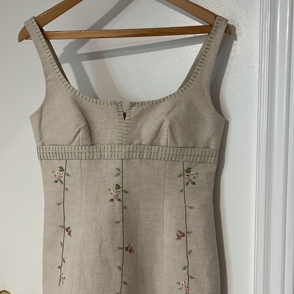 BCBG MAX AZRIA, NATURAL LINEN, SZ 6, SUMMER SHEATH DRESS, EMBROIDERY DET…